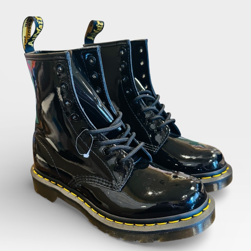 NEW Dr. Marten 1460 Black Patent Leather Combat 8 Eye Boots Women sz 6